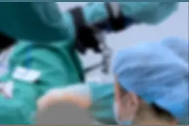 男子结扎手术1年后妻子竟怀孕，医院：已告知患者需10次射精后精子才能完全排净图片