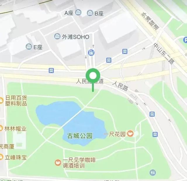 最意想不到的运动空间，竟藏在这些屋顶转角处？等你来解锁！
