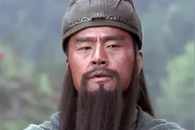 关羽一辈子只瞧得起6位大将，其中2人他惹不起，3人他打不过图片