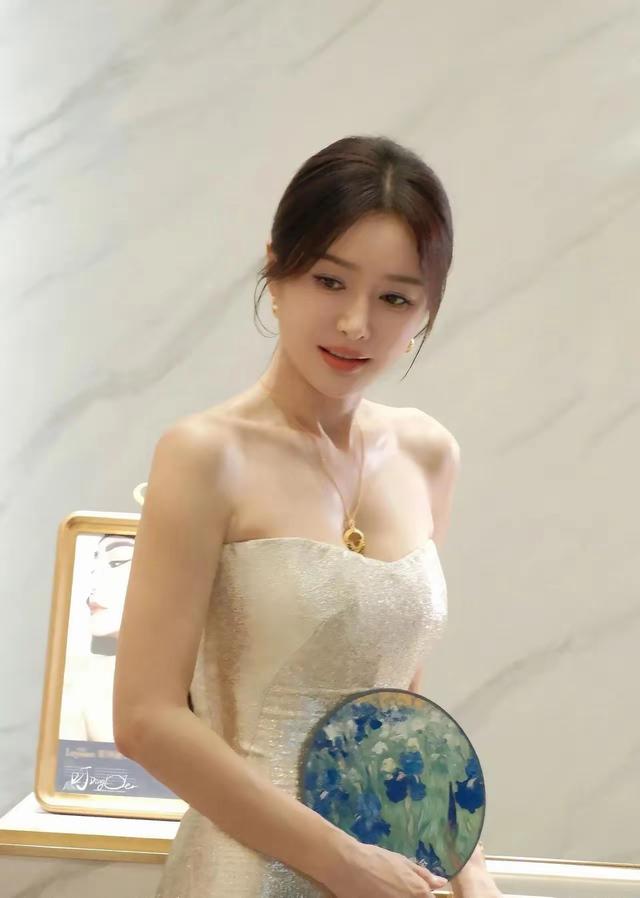 这是多少男人的梦中情人！太美了
