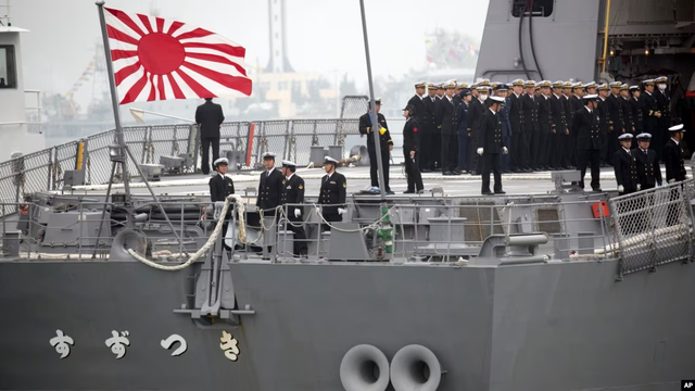 中国海军两次警告射击，日媒爆料凉月号驱逐舰擅闯中国领海事件