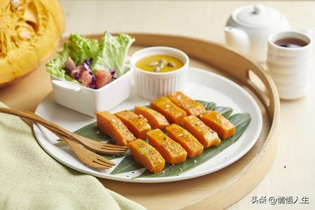 “早立秋冷飕飕，晚立秋热死牛”，今年立秋逢闰六月，是冷还是热