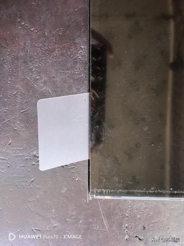 修理小米32吋液晶电视黑屏换灯珠