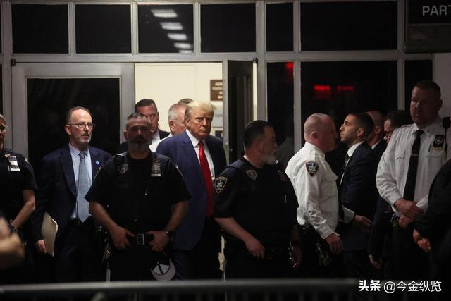 最高法6:3"打脸"特朗普！亲信法官关键时刻反水，关税大棒遭斩断