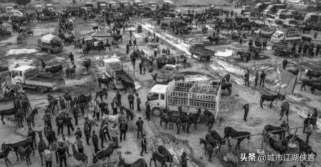 开业18年，西安市曾经的地标商业“骡马市”，如今怎么样了？