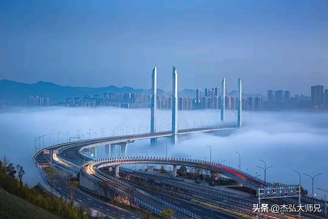 重庆文旅最新宣传口号:“雄奇山水，新韵重庆”值得商榷！