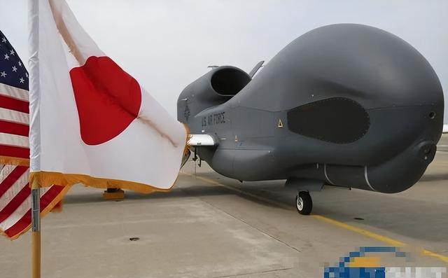 沉寂1天，高市早苗终于签字，日本砸9万亿反华，解放军动作更大