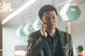 演员孙岩中国舞没火，话剧没火，唐小虎却直接让他成了人生赢家图片