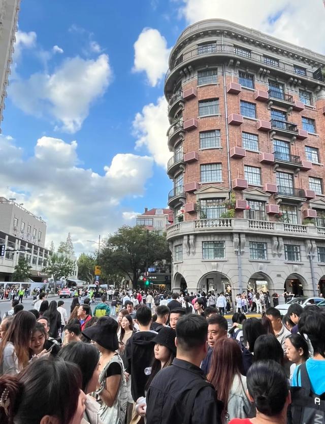 上海101岁的武康大楼里，到底住了哪些神秘人物？