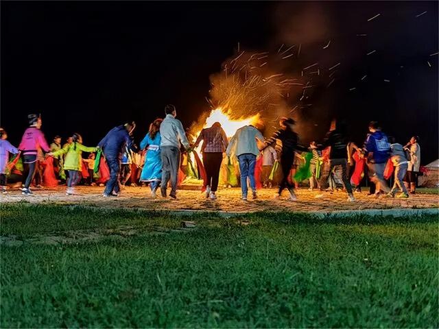 金秋十月 石楼有约 | 音乐节/篝火夜/农趣赛…60+玩法承包你的国庆假期​