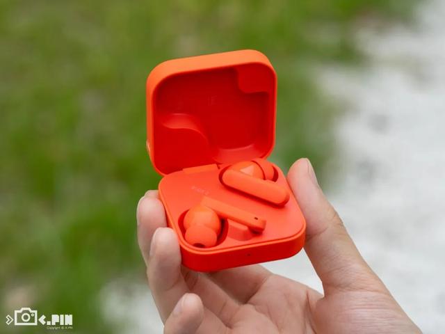 300块的洋品牌耳机，听着居然还不错？
