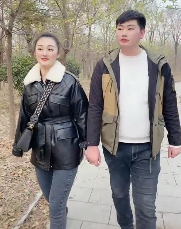 朱小伟做梦也没有想到，离婚四年后，陈亚男没能活成真实的自己