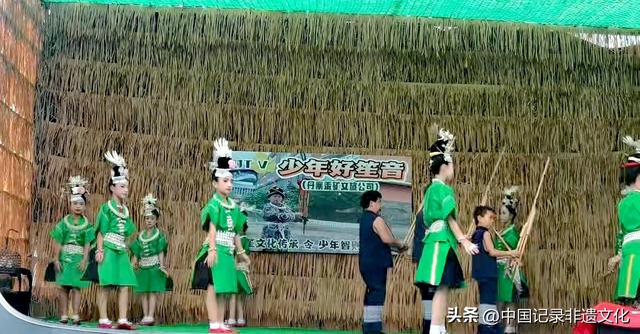 贵州高速服务区变身非遗文化展馆 旅客边休息边感受传统文化魅力