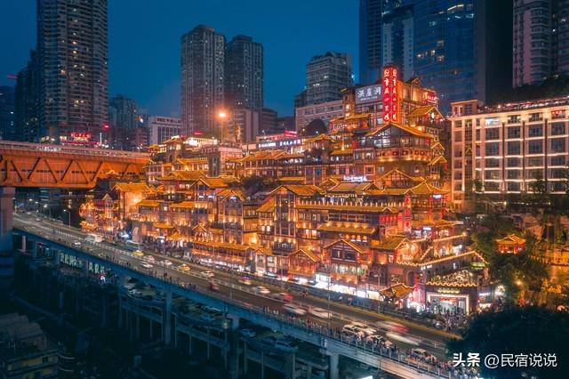 别人乘坐重庆长江索道5分钟，他坐了20分钟，挣大啦！
