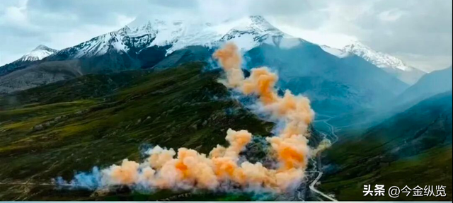 5000米高原"升龙"烟花秀：一场哗众取宠的胡闹，高原生态却在哭泣