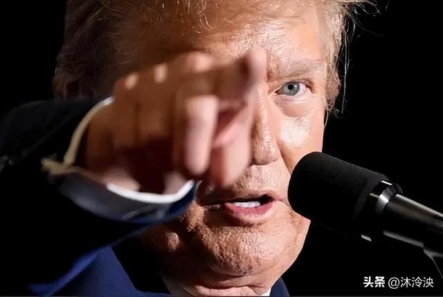 不到48小时，特朗普身体传噩耗	，34国军方高官集合，对英紧急改口