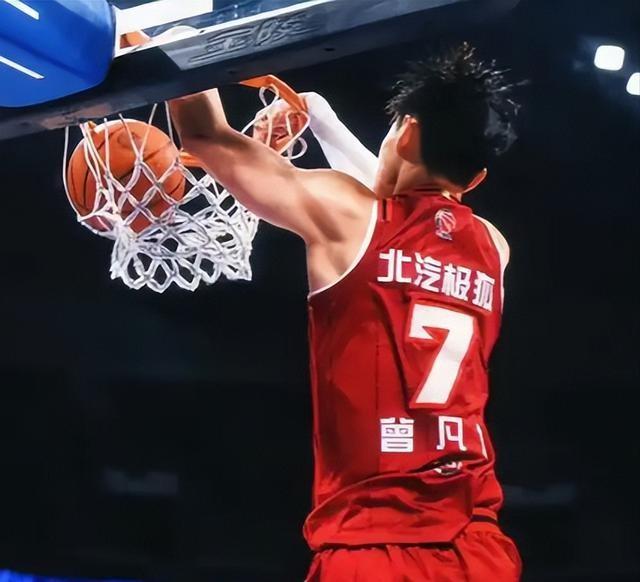 恭喜！22岁曾凡博签约达成，拒绝海外合同重返首钢，奥莫特被裁！