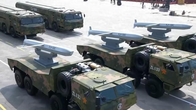中国九三阅兵结束，外媒重点报道东风-61，并推测：可能难以击落
