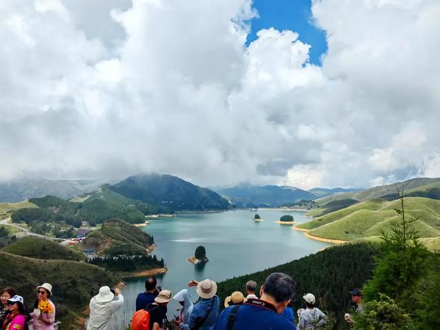 桂林：欢聚在天湖国家湿地公园！