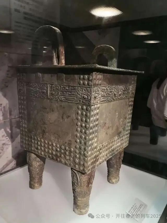 郑州博物馆：在“华夏之冠”里读懂中原文明的千年密码