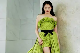 百花奖明星红毯生图，关晓彤绿色燕尾高定全场最美，马丽气场全开图片