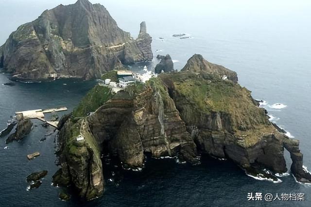 惹怒中国后，高市早苗又放话：要收回韩国领土，韩民称中国骂轻了