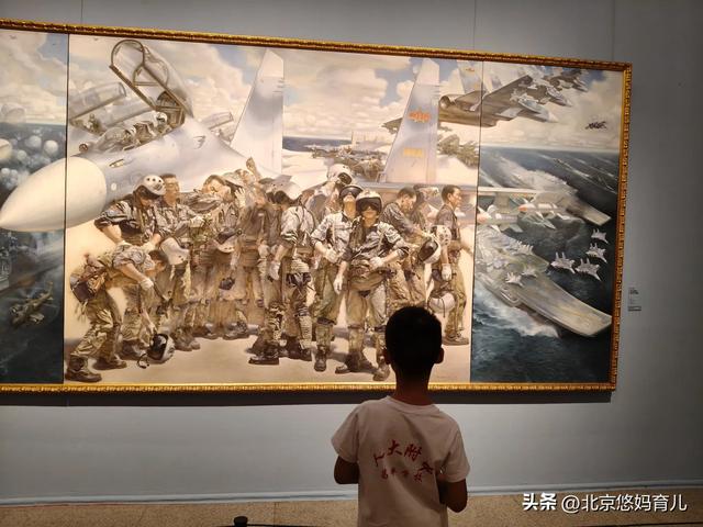 带孩子去中国美术馆参观“人民必胜”主题展，爱国主义教育太深刻