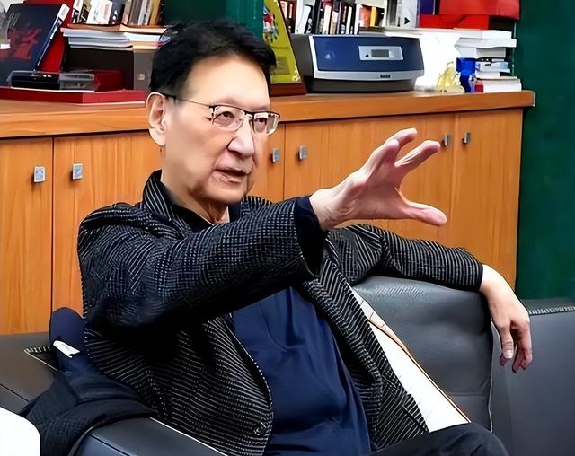 硬碰硬了！郑丽文面对内外夹击强硬出击：敢去大陆，承认九二共识