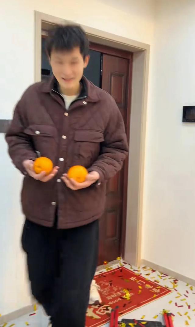 大兵全家总动员，直播带货啥效果？一家出这么多主播，效益如何？