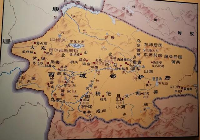 国内自驾游最经典的27条路线，适合退休人士，争取一年走2条！