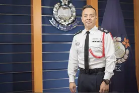 三年升三级，周一鸣任香港警务处处长图片