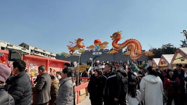 花灯已就位，好戏即将开场！铁道游击队景区邀你共赴璀璨之约