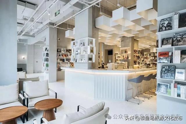 秦皇岛北戴河新区：旅游向好文艺向新 书店集群推进休闲度假产业