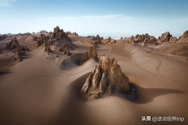 这里是中国最孤独的城市，人迹罕至无人区包围，却美得像个意外