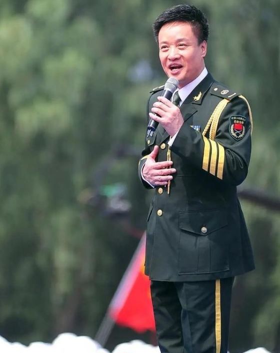 人民日报亲自点名，阎维文真实现状暴露了，李双江一个字都没说错