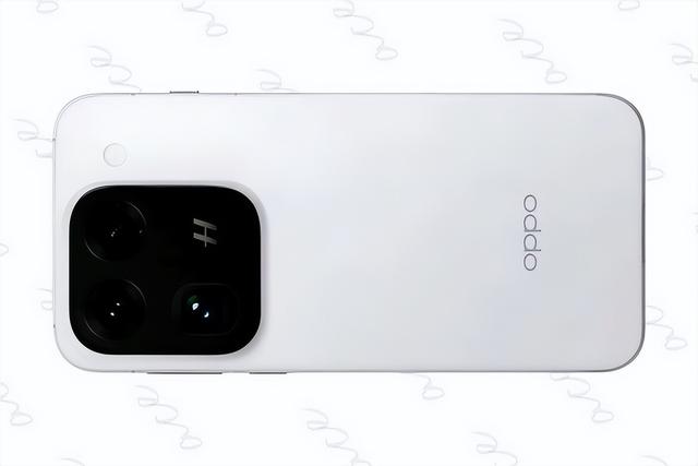 外观大改+续航暴涨+影像升级！OPPO Find X9 Pro曝光，这次真旗舰了
