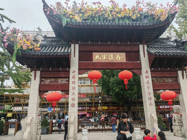 七绝 游上海七宝古镇