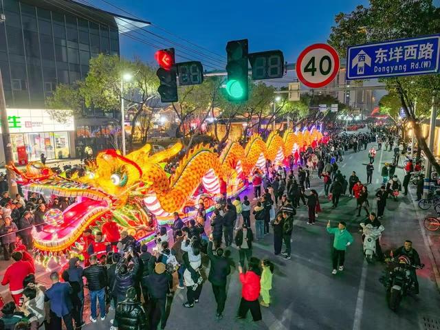 赏非遗、猜灯谜、闹元宵……这个元宵佳节全市文旅活动异彩纷呈