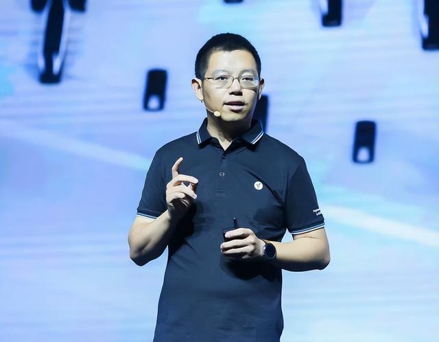 狂赚12亿！业绩暴增108.45%，电动车黑马出现，深受年轻人喜爱
