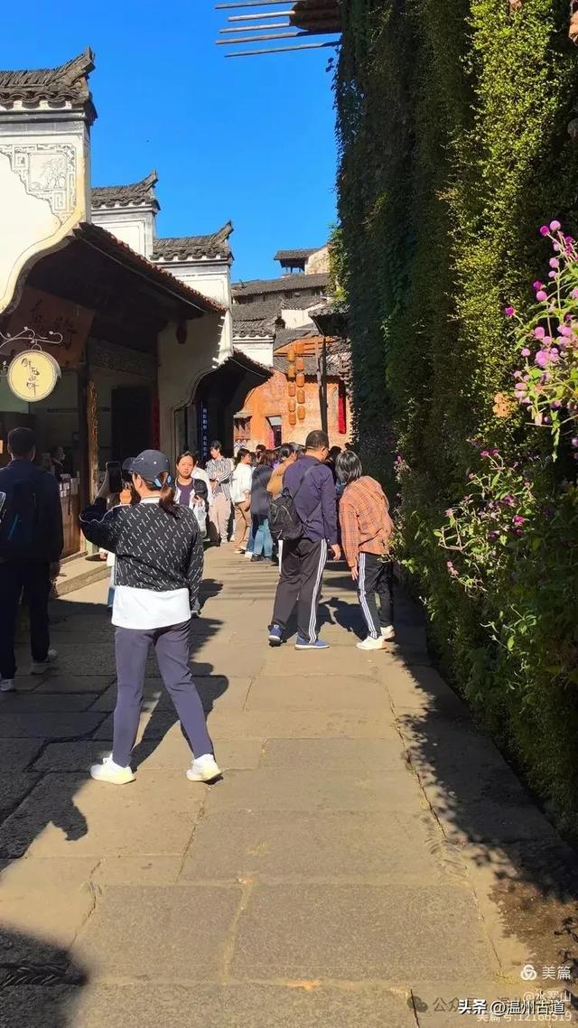 徽州篁岭，晒秋美得让人惊叹，这份“偷秋”烟火气超治愈!