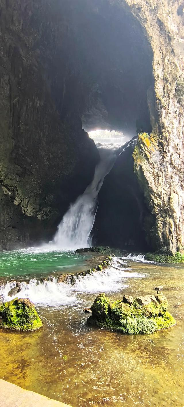 贵州:漫游安顺神奇龙宫!