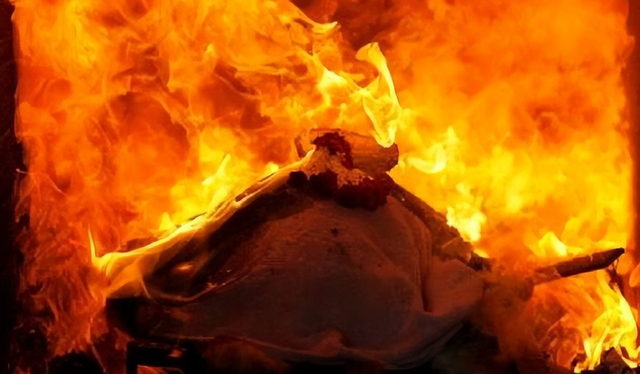 火化尸体时，炉子里传来哭喊声？工作人员：并非迷信，有科学依据