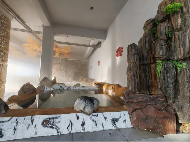 充电养生两不误丨温泉+理疗打造康养新体验，等您来解锁