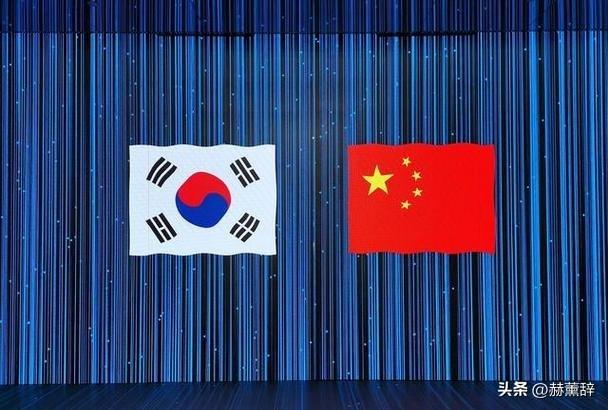 李在明拒绝出席中国阅兵，王毅挂断电话，送了韩国一句话