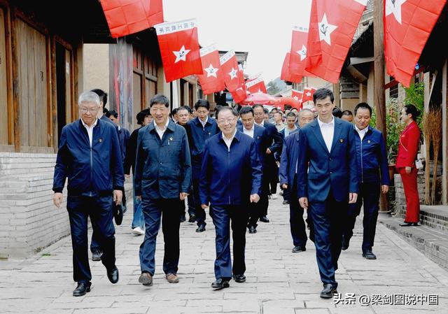 甘肃省陇南市宕昌县，哈达铺镇红军长征经过90周年纪念盛世。