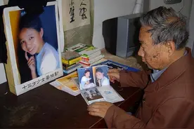 05年，清华教授13岁独女在公交车上被掐死，司机还无故赶他们下车图片