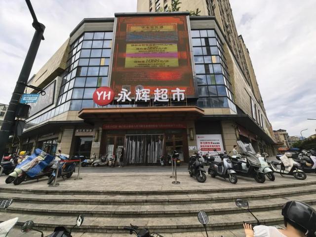 盒马放弃做山姆学徒，离山姆却越来越近了