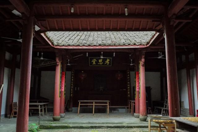 逛古村，喝咖啡，高端的度假就是这么朴实无华