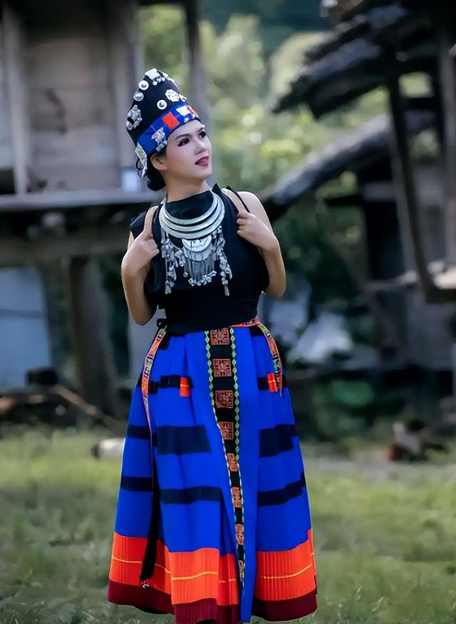 广西与贵州交界处的“菇类村”，女性衣着开放，以母系社会为主