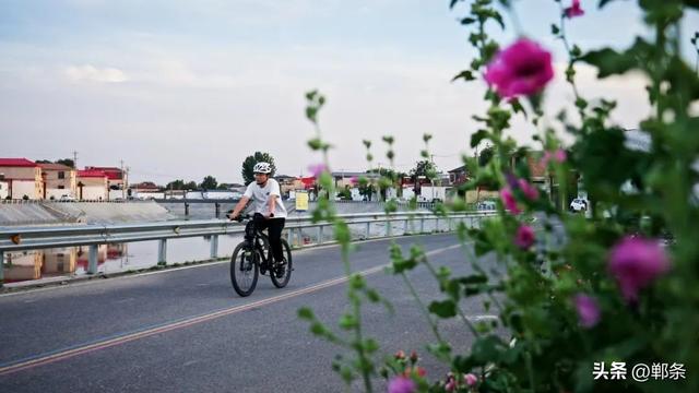 邯郸冀南新区：文旅大道“骑”乐无穷